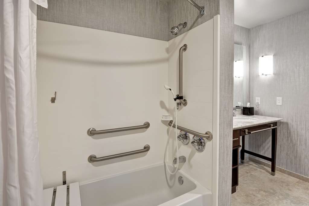 Homewood Suites By Hilton New Hartford Utica Image