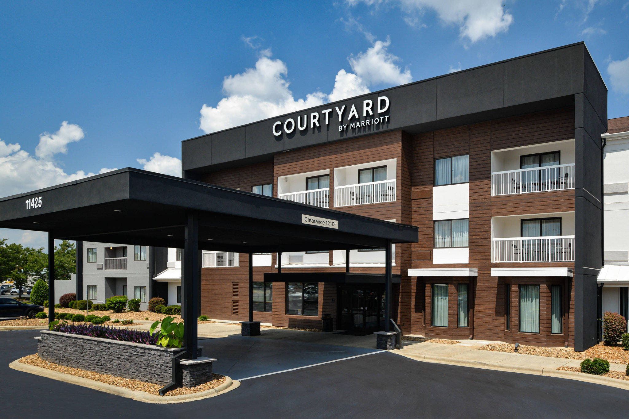 Courtyard by Marriott Charlotte Matthews Photo