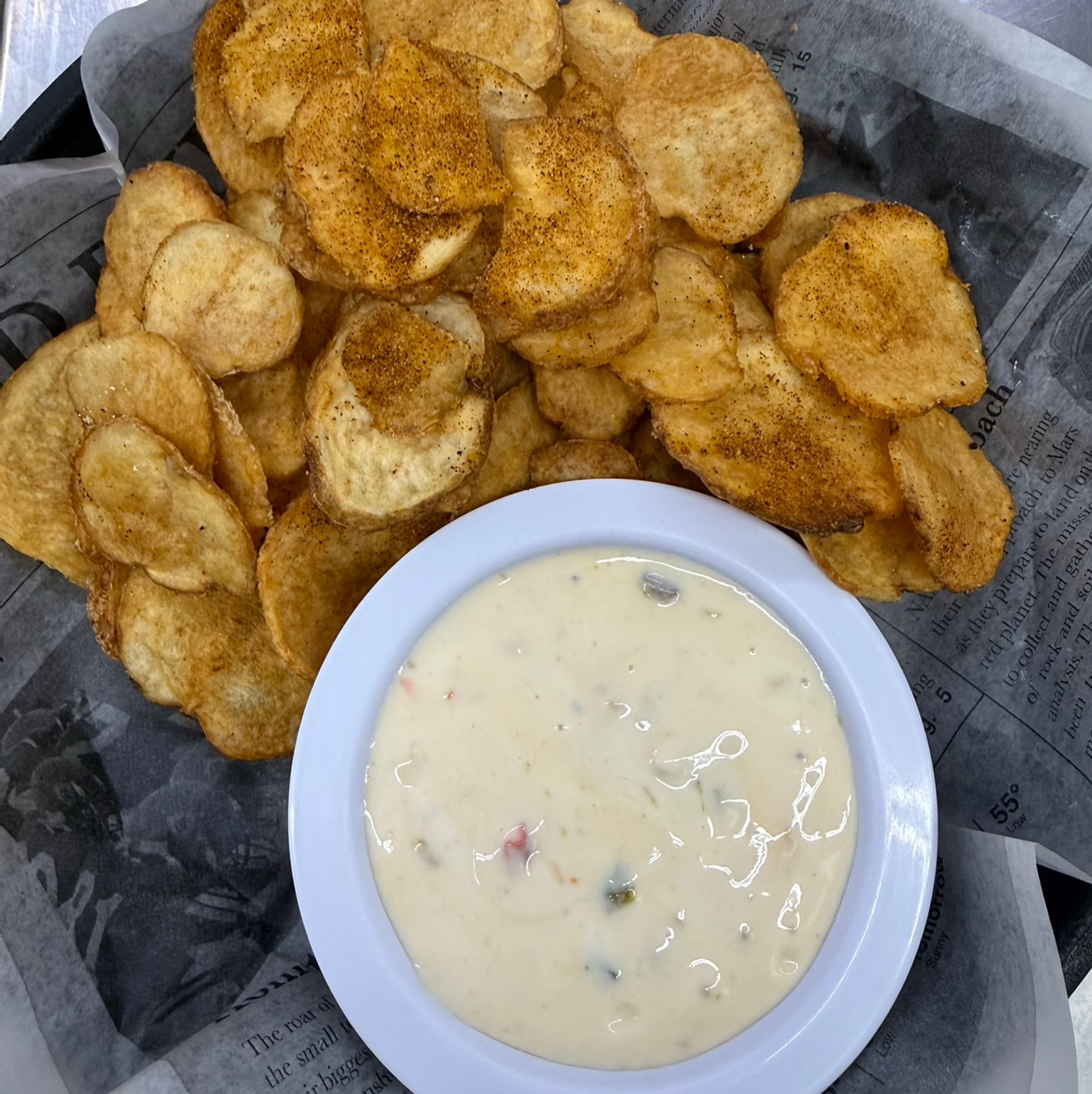 Fresh Chips & Queso