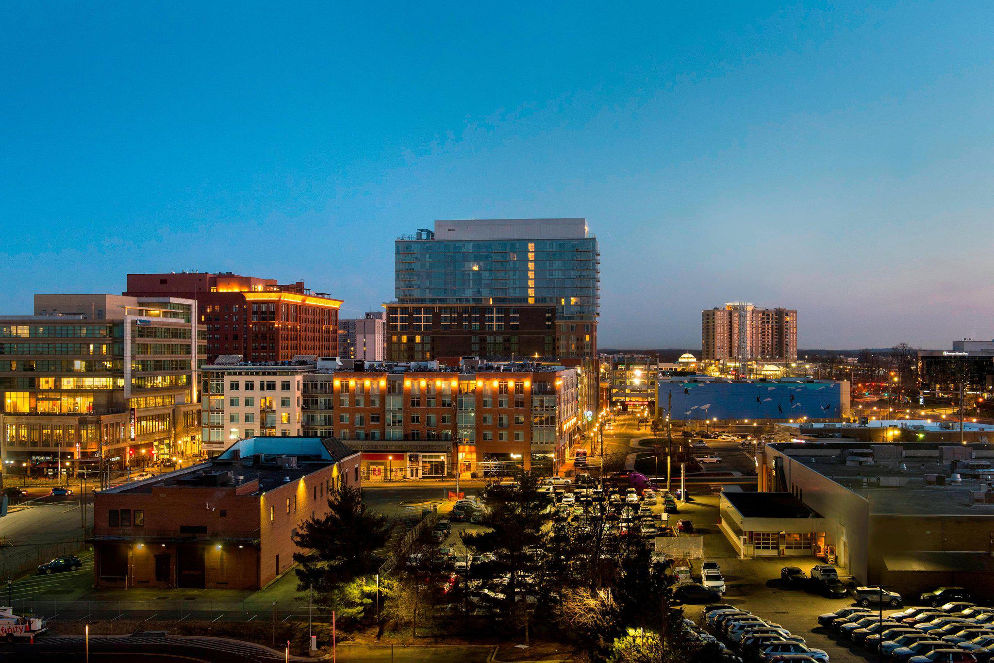 Bethesda North Marriott Hotel & Conference Center Photo