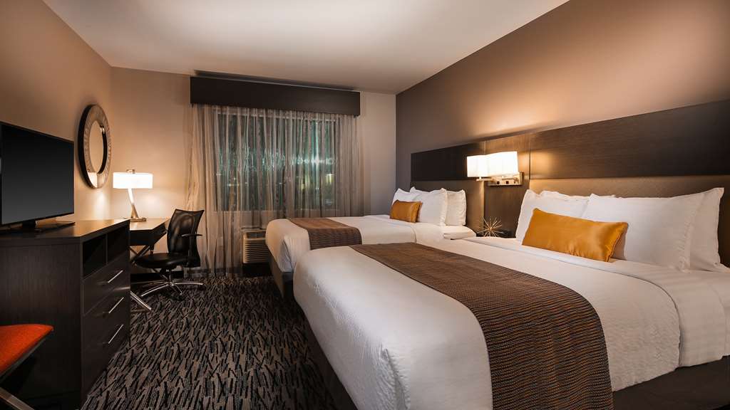 Best Western Plus Executive Residency Baytown Image