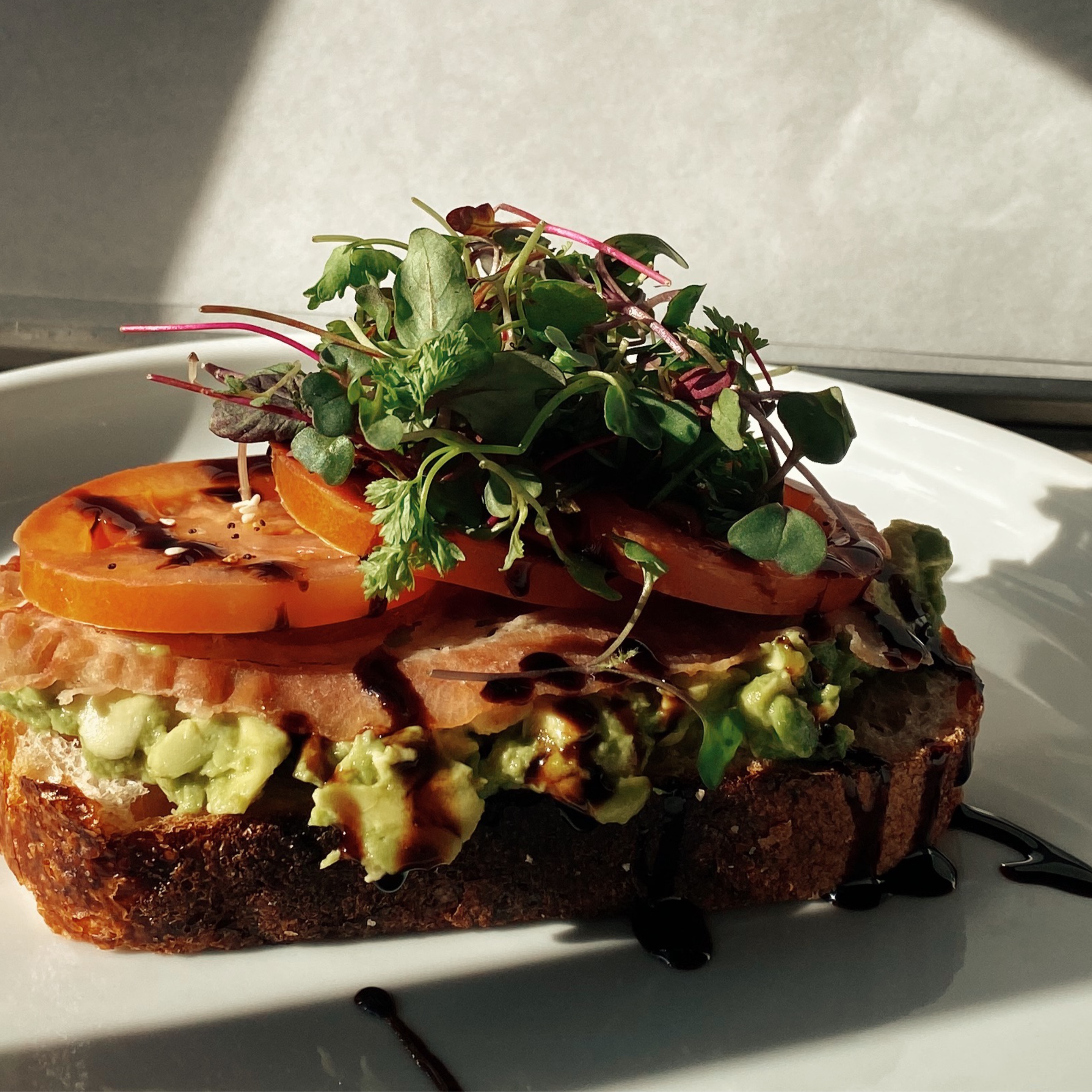 BLT Avo Toast