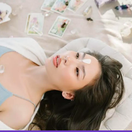 Psychic Ivanna - Tarot Card Readings Logo