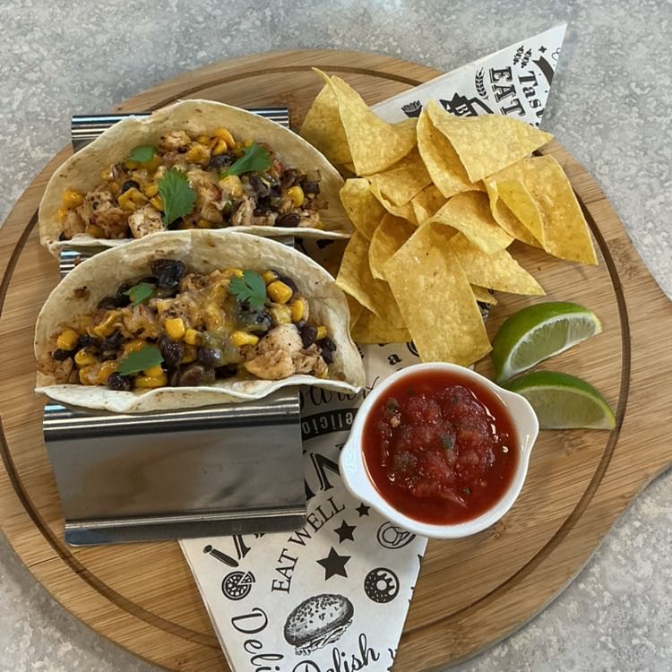 Southwestern Chicken Tacos