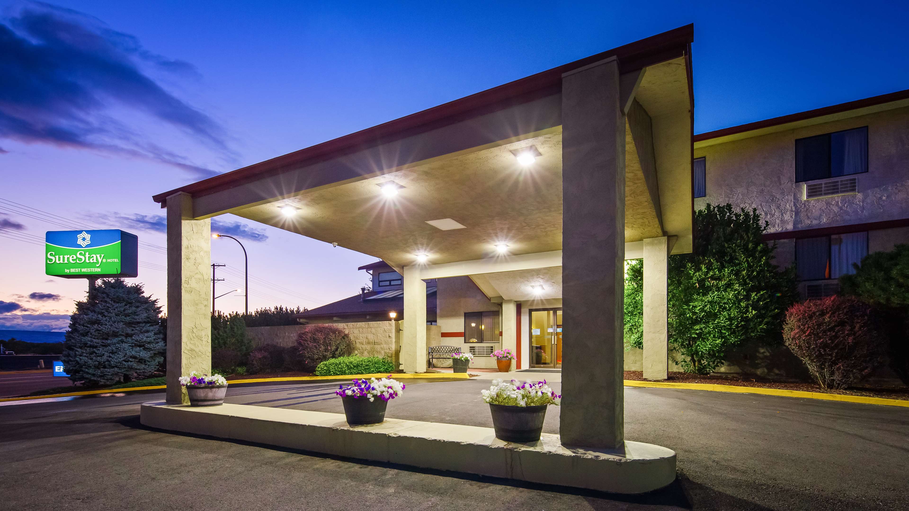 Hotel Entrance Night View