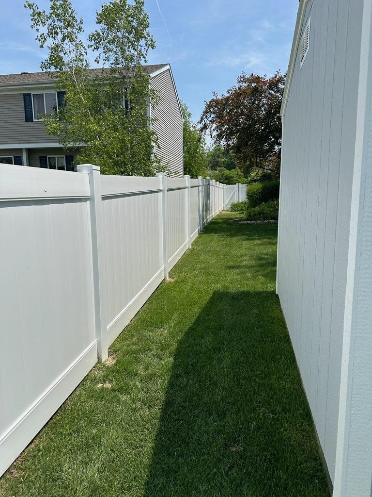 Top Rail Fence Naperville Image