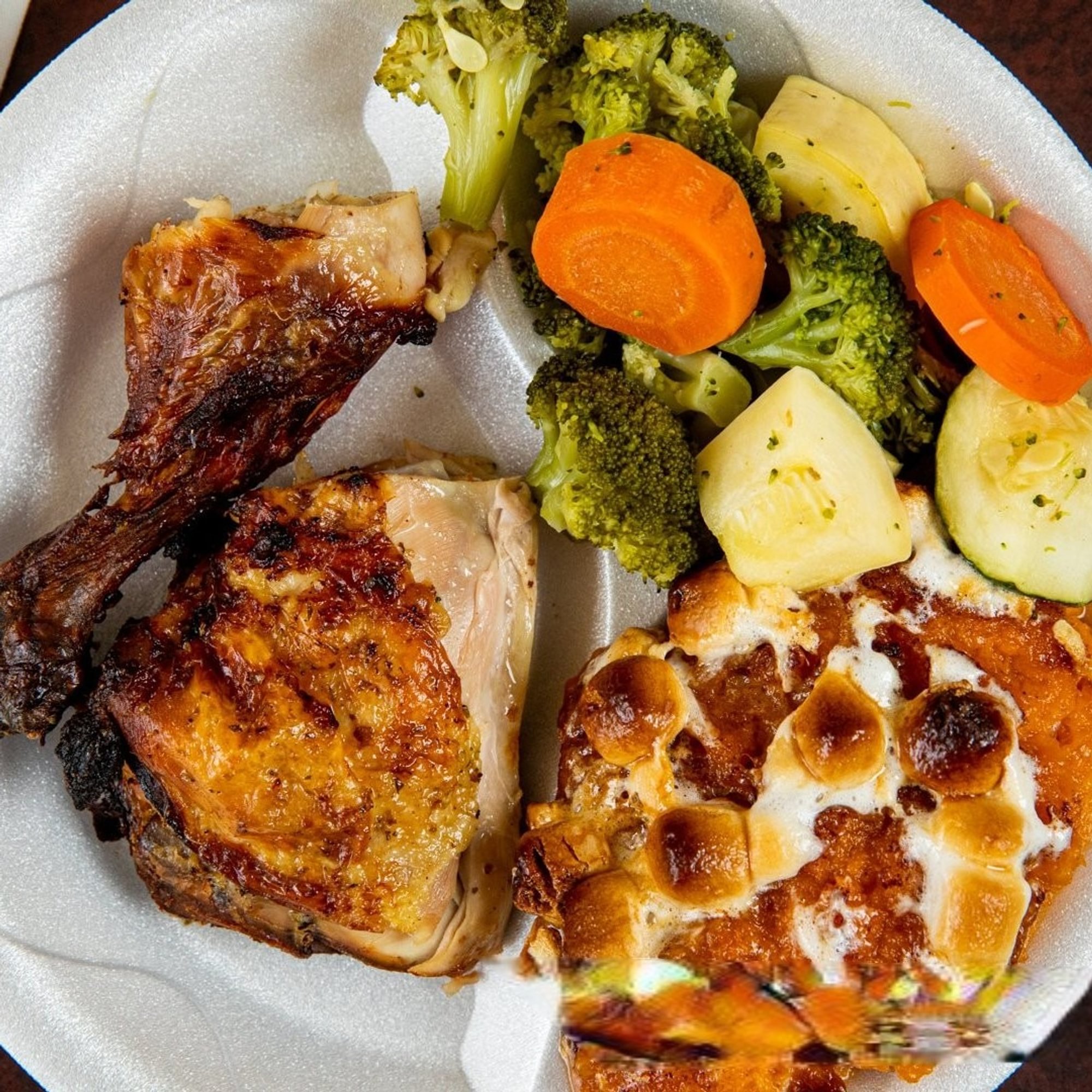 Quarter Dark (Chicken + 2 Sides)