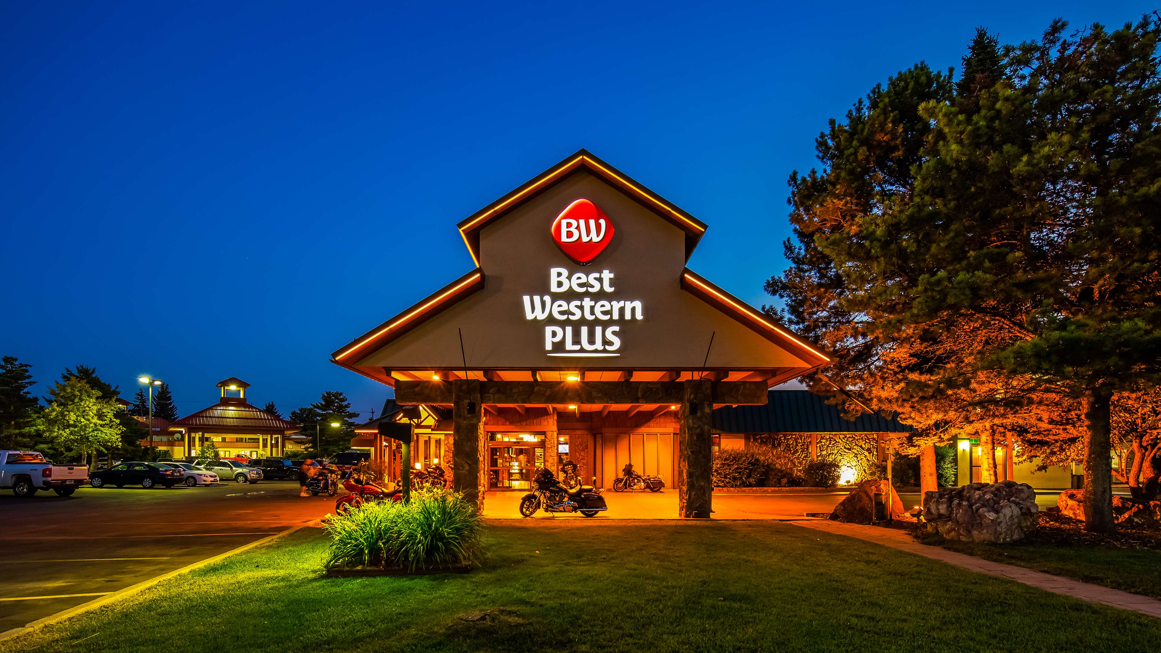 Best Western Plus GranTree Inn Photo