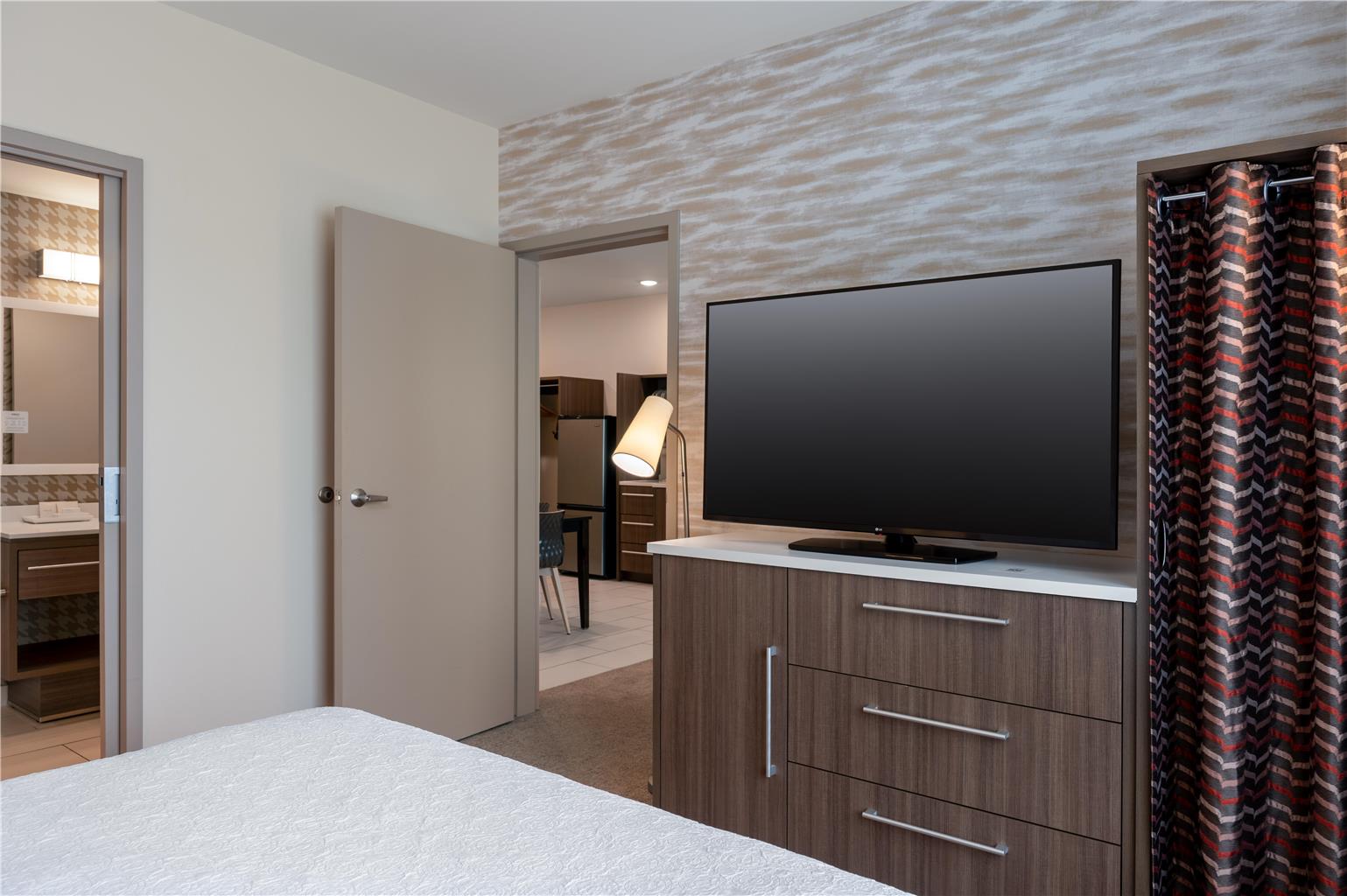 Home2 Suites by Hilton Salem Image