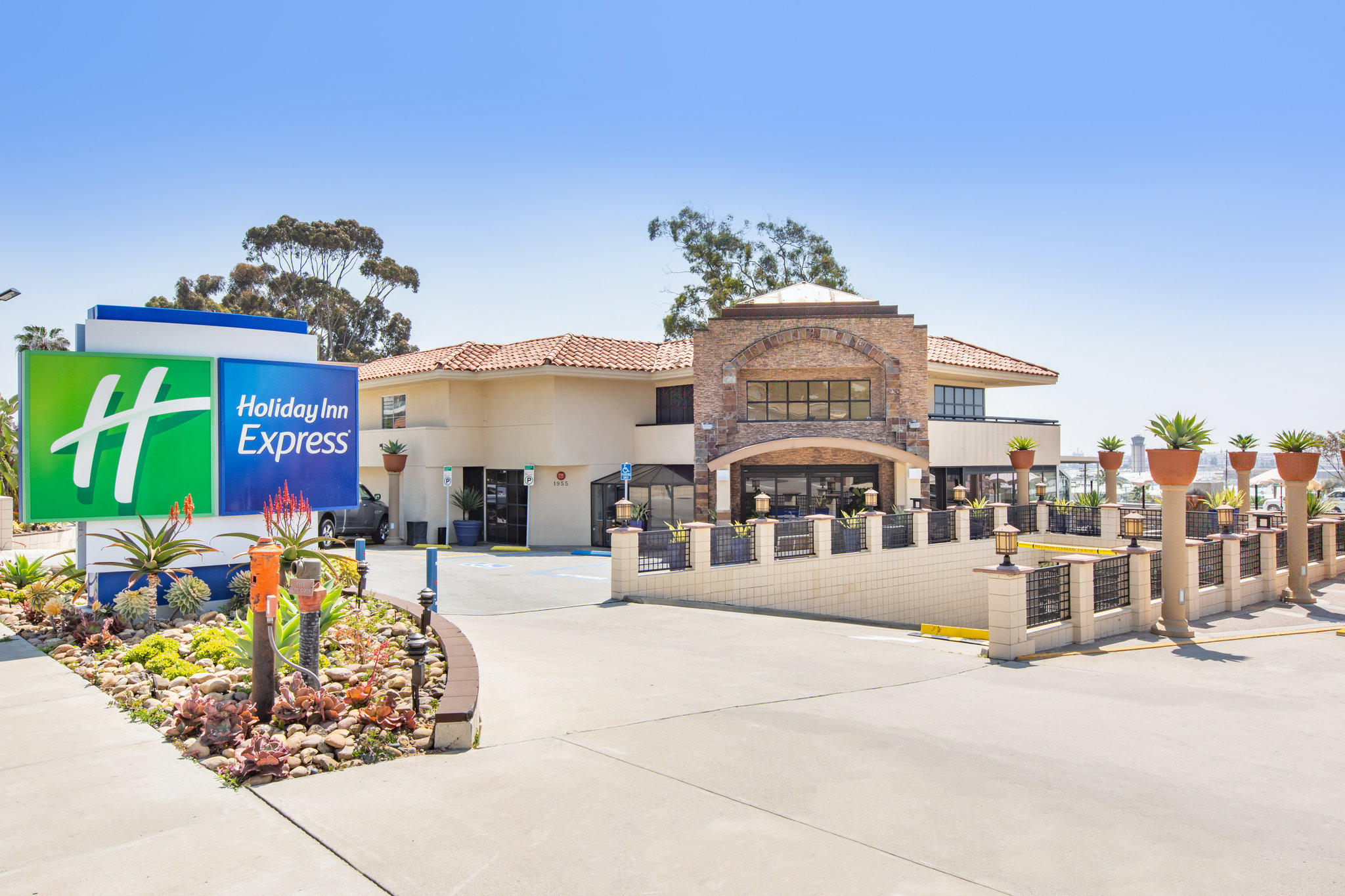 Holiday Inn Express San Diego Airport-Old Town Photo