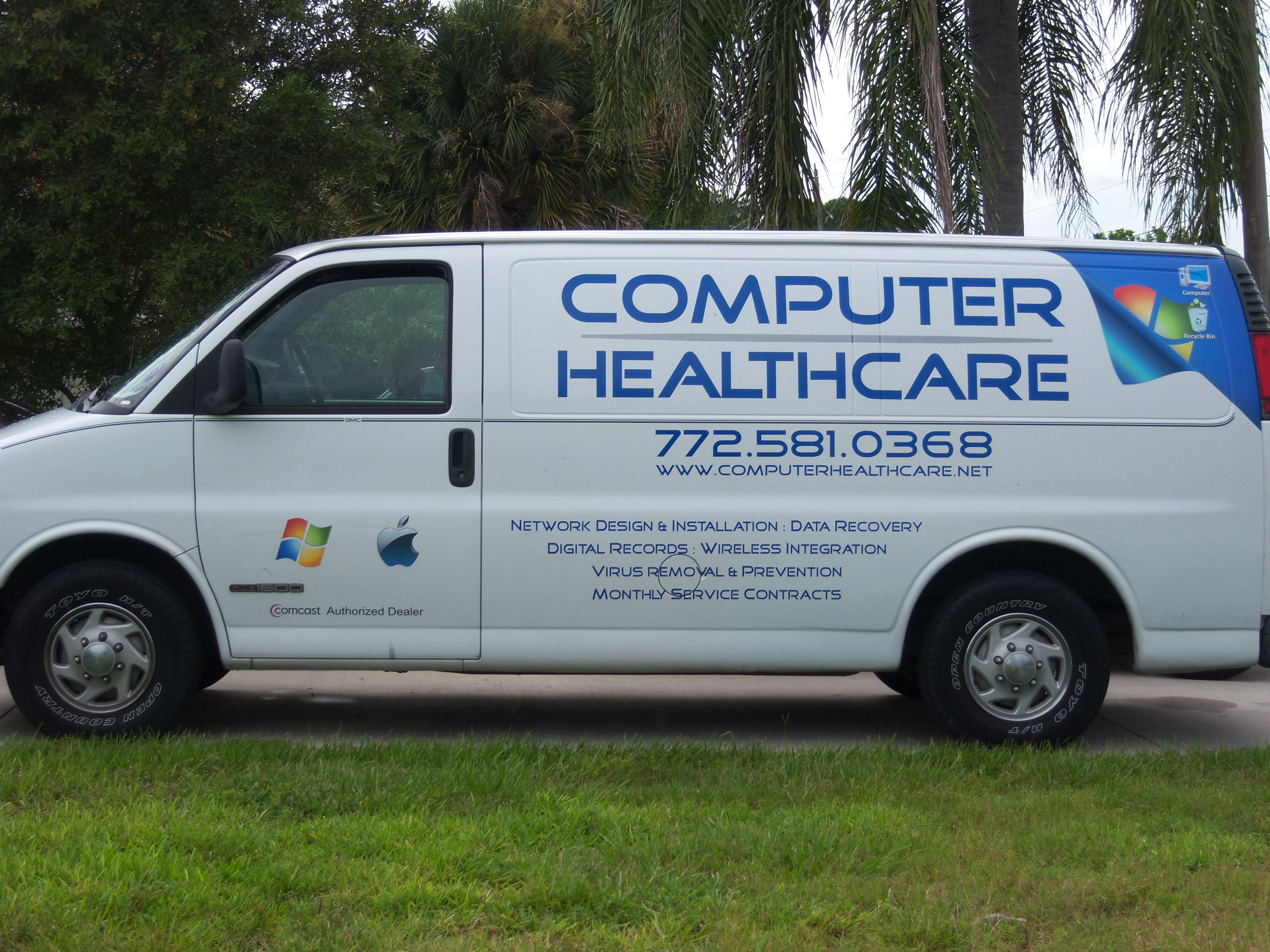 Computer Healthcare Logo