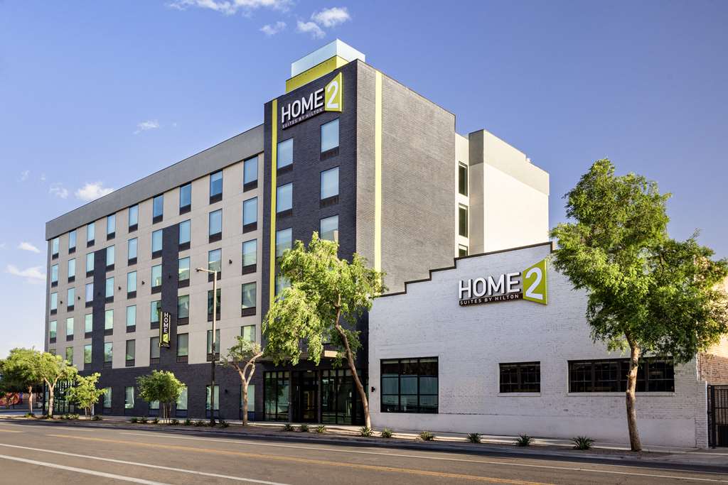 Home2 Suites by Hilton Phoenix Downtown Logo