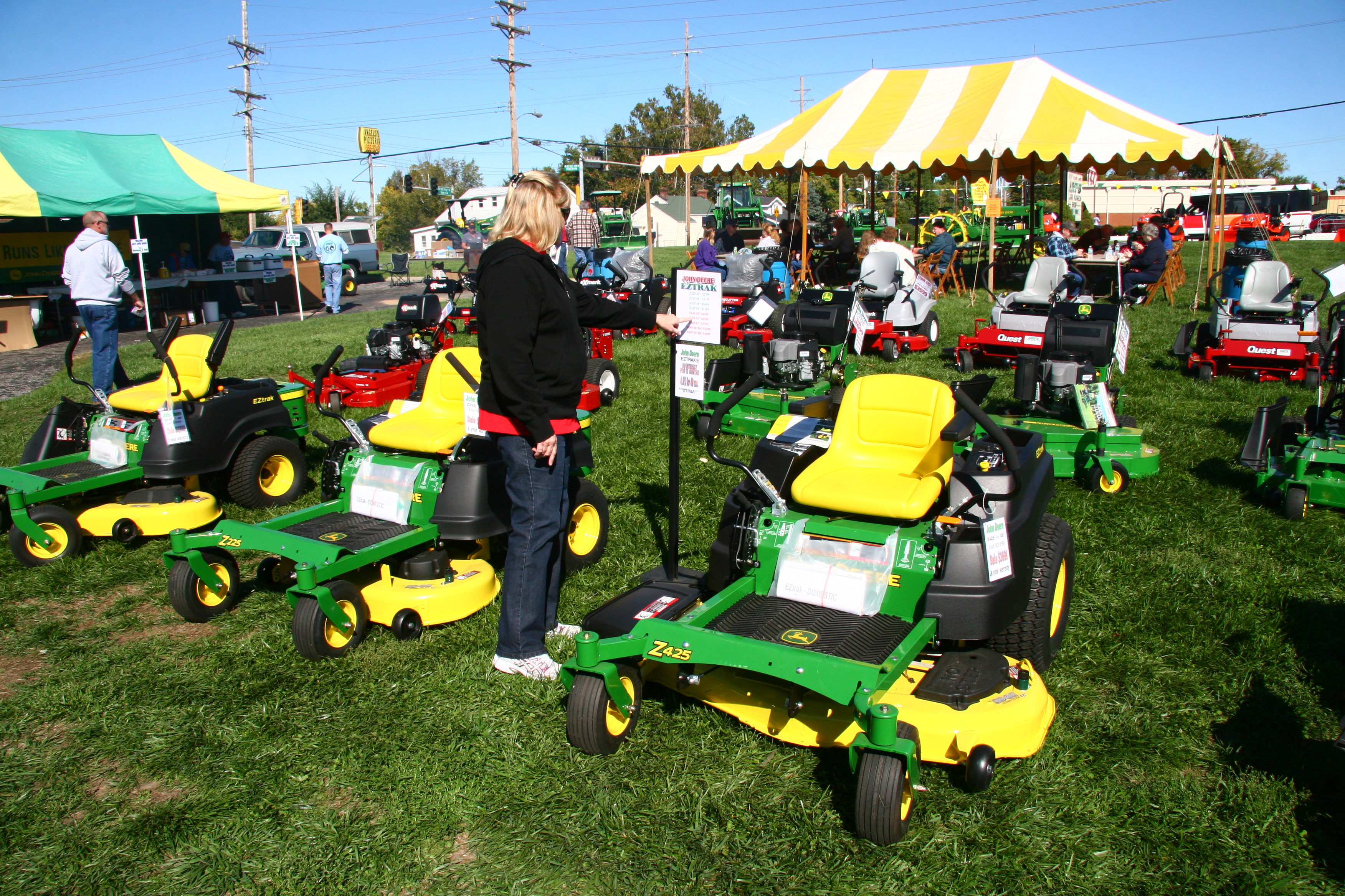 Art's Lawn Mower Shop Inc. Photo