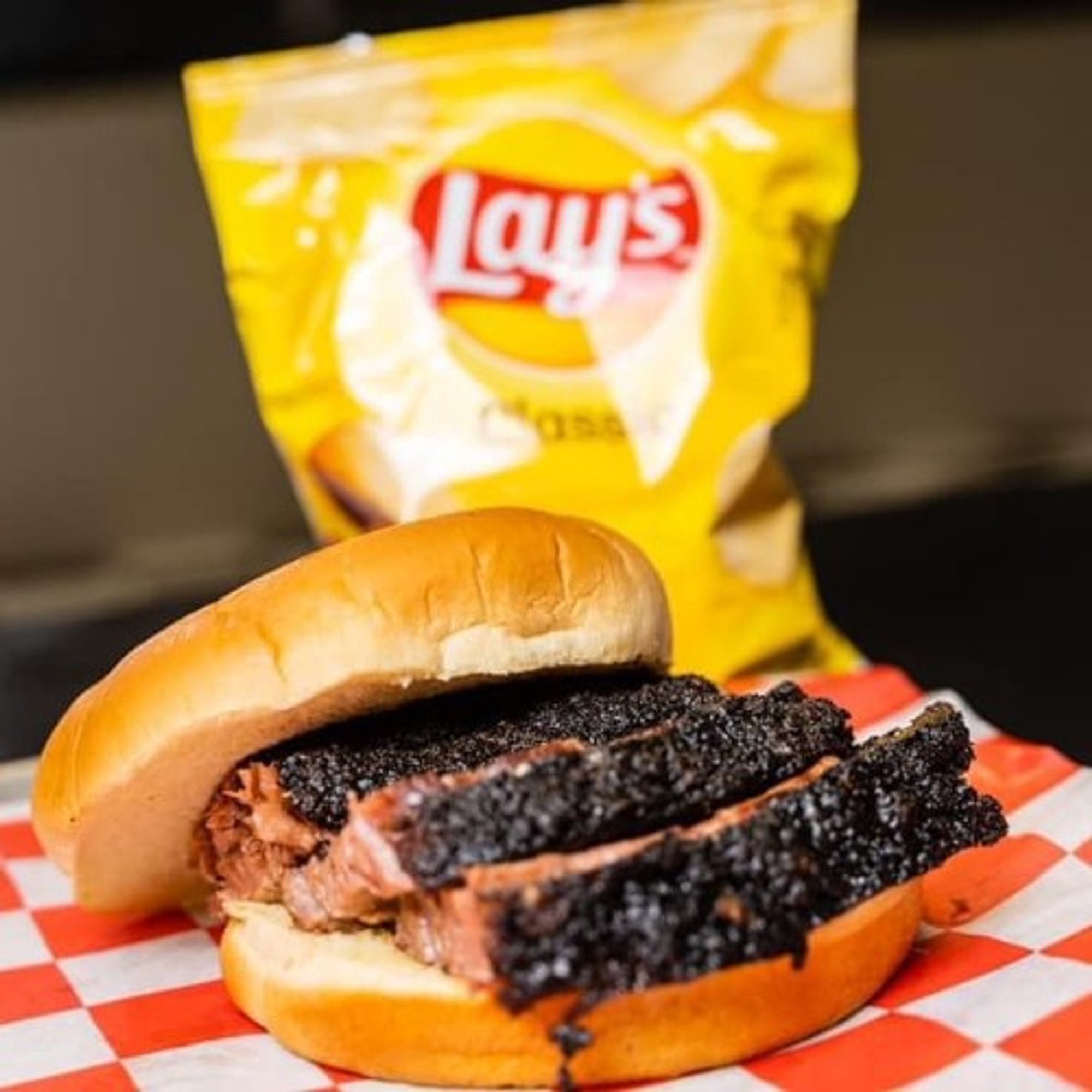 SLICED BRISKET SANDWICH