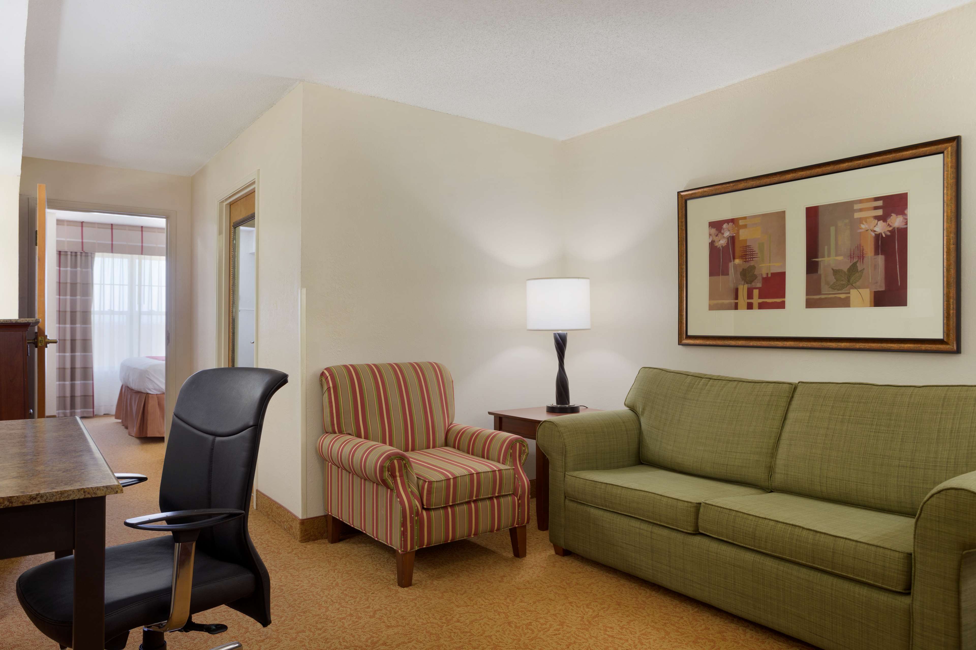 Country Inn & Suites by Radisson, Georgetown, KY Photo