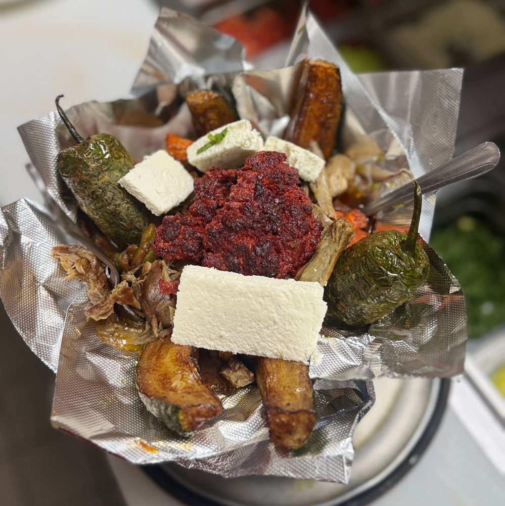 El Mean Molcajete