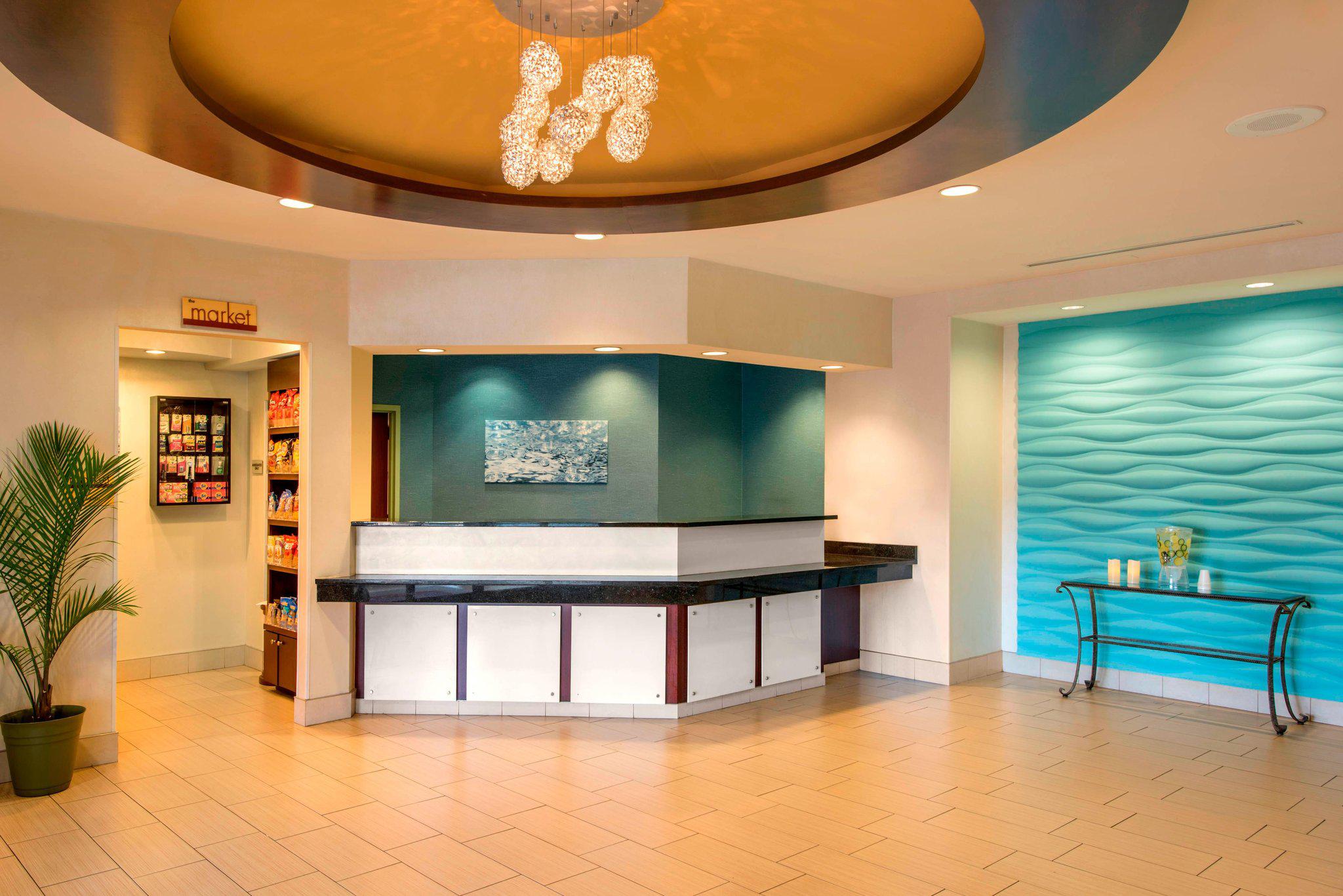 SpringHill Suites by Marriott Charlotte Airport Photo