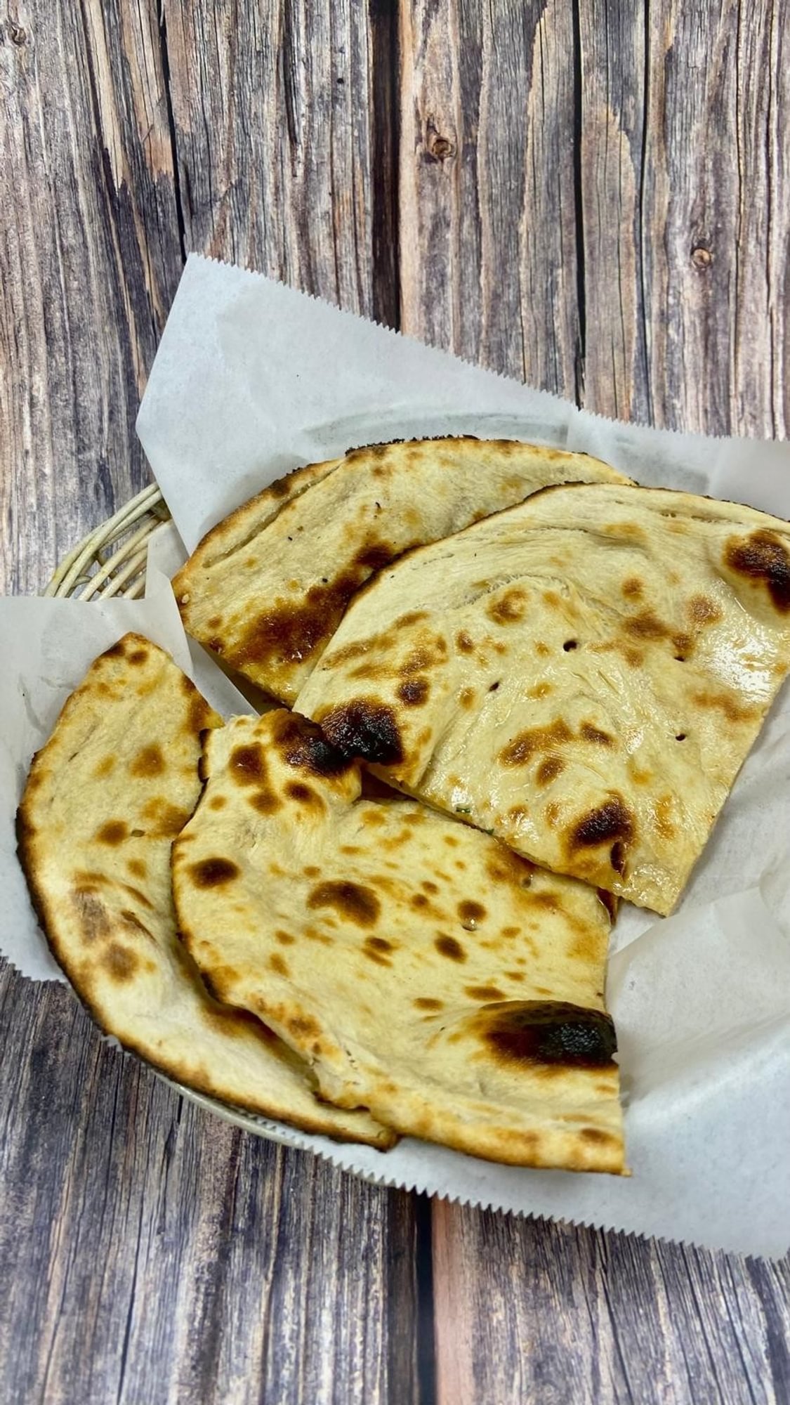 Lachedar Paratha