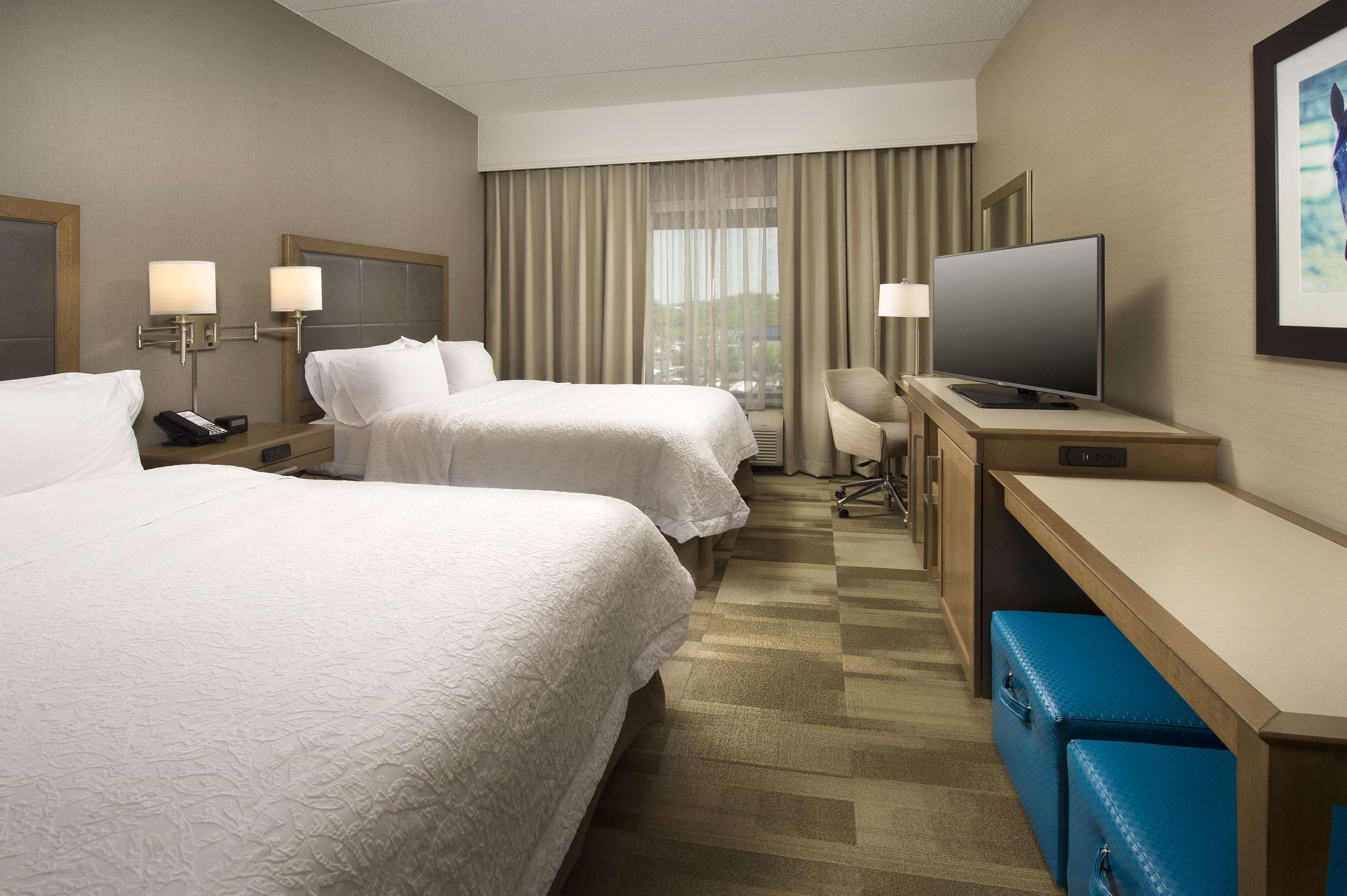 Hampton Inn & Suites Baltimore North/Timonium Photo