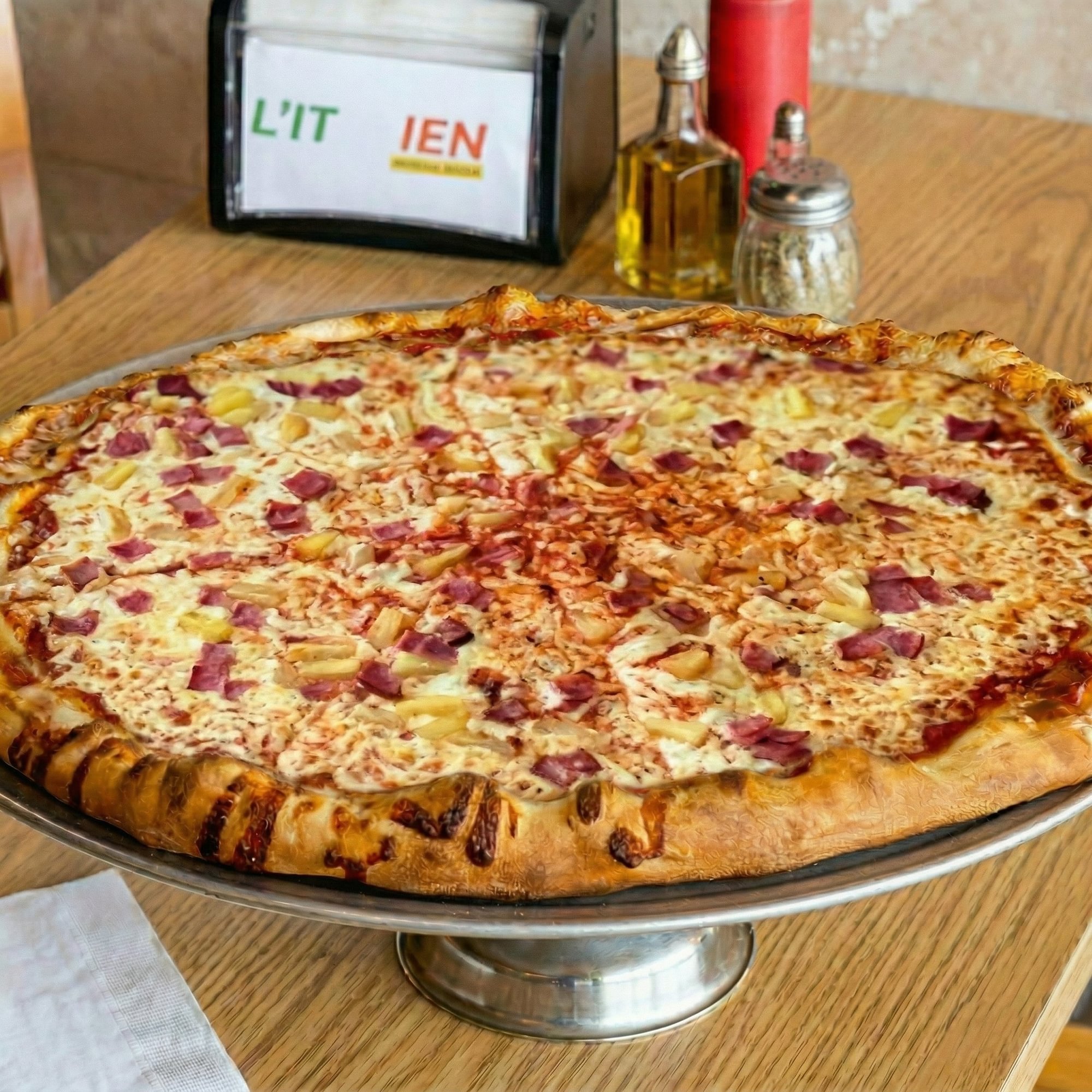 Hawaiian Pizza