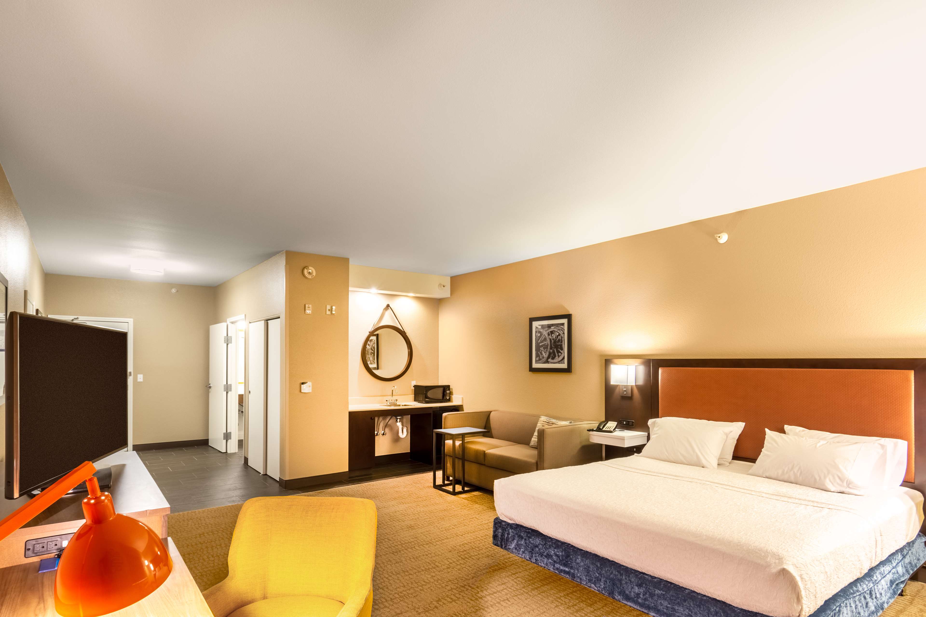 Guest room