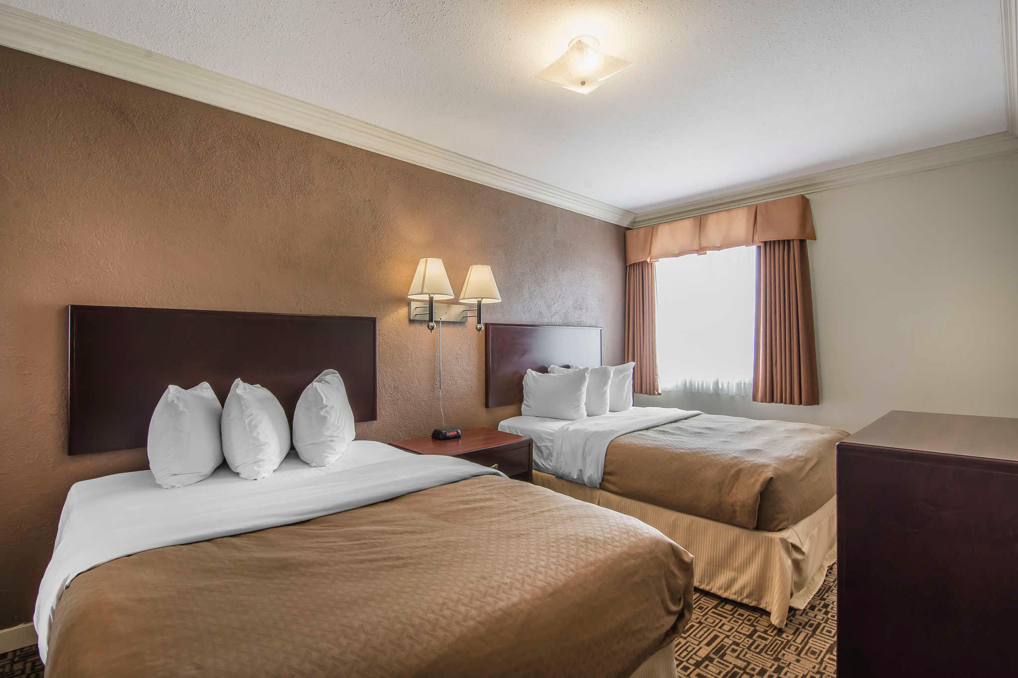 Images Quality Inn & Suites