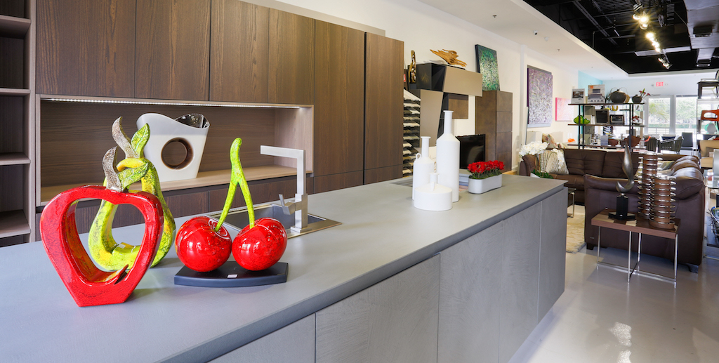 L'angolo Furniture and Art Image