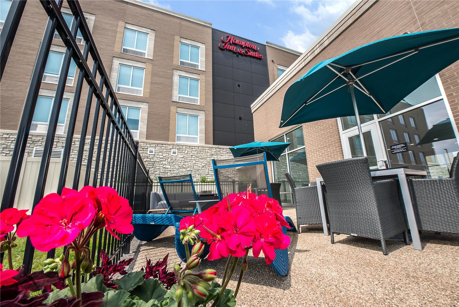 Hampton Inn & Suites Howell Image