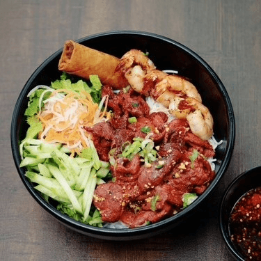 Vr1.Vermicelli Special-grilled Pork, or Chicken, or Pork Sausage W/ Shrimps and Eggroll