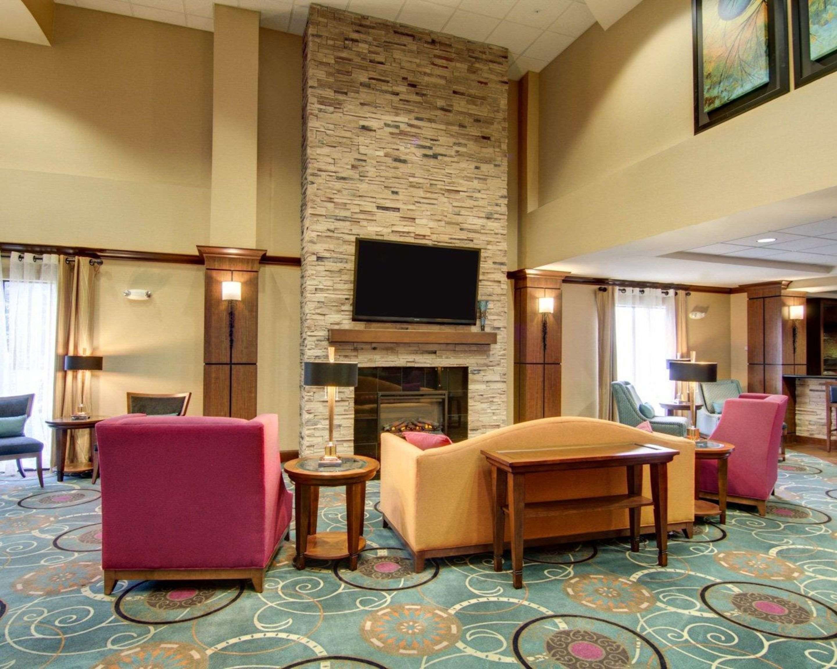 Comfort Suites Texarkana Arkansas Photo