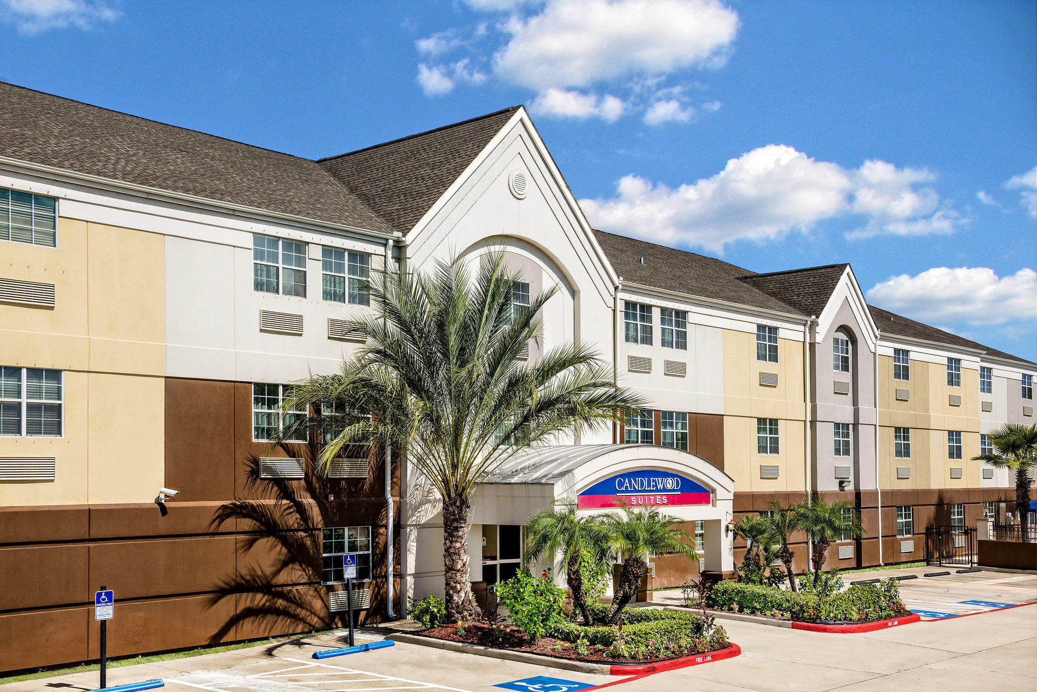 Candlewood Suites Galveston Photo