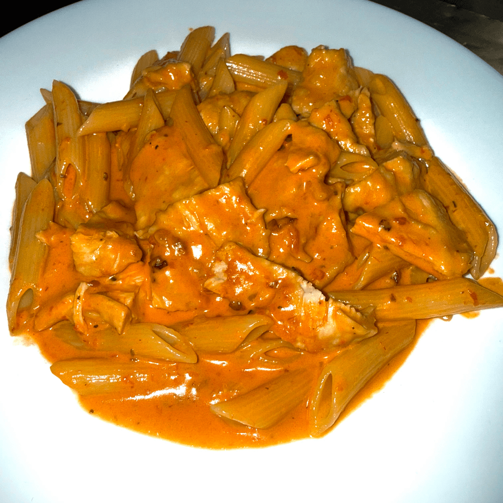 PENNE VODKA WITH CHICKEN