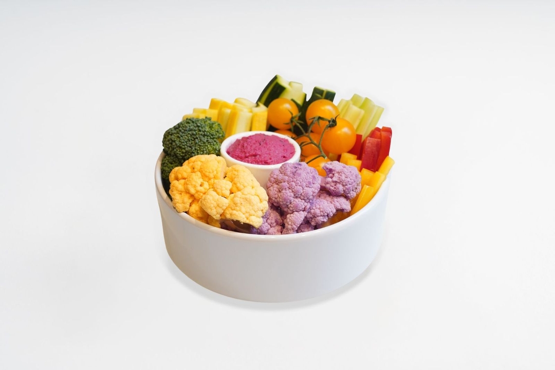 Crudite & Beet Hummus Dip