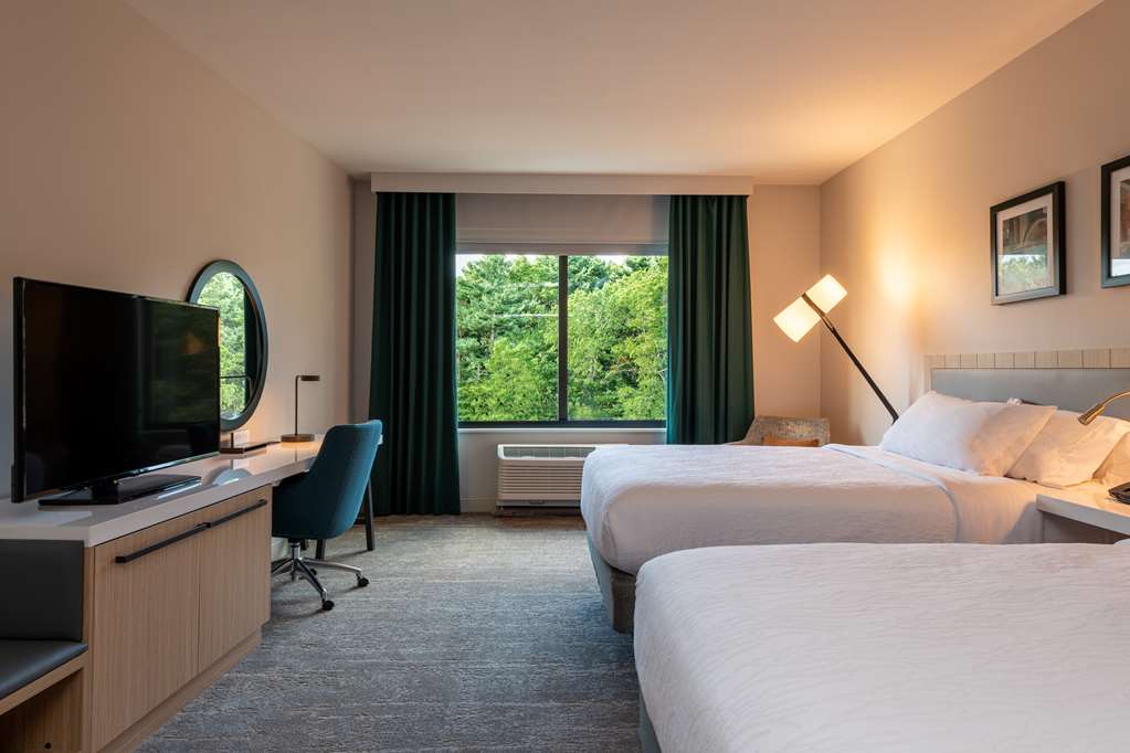 Hilton Garden Inn Boston Canton Image