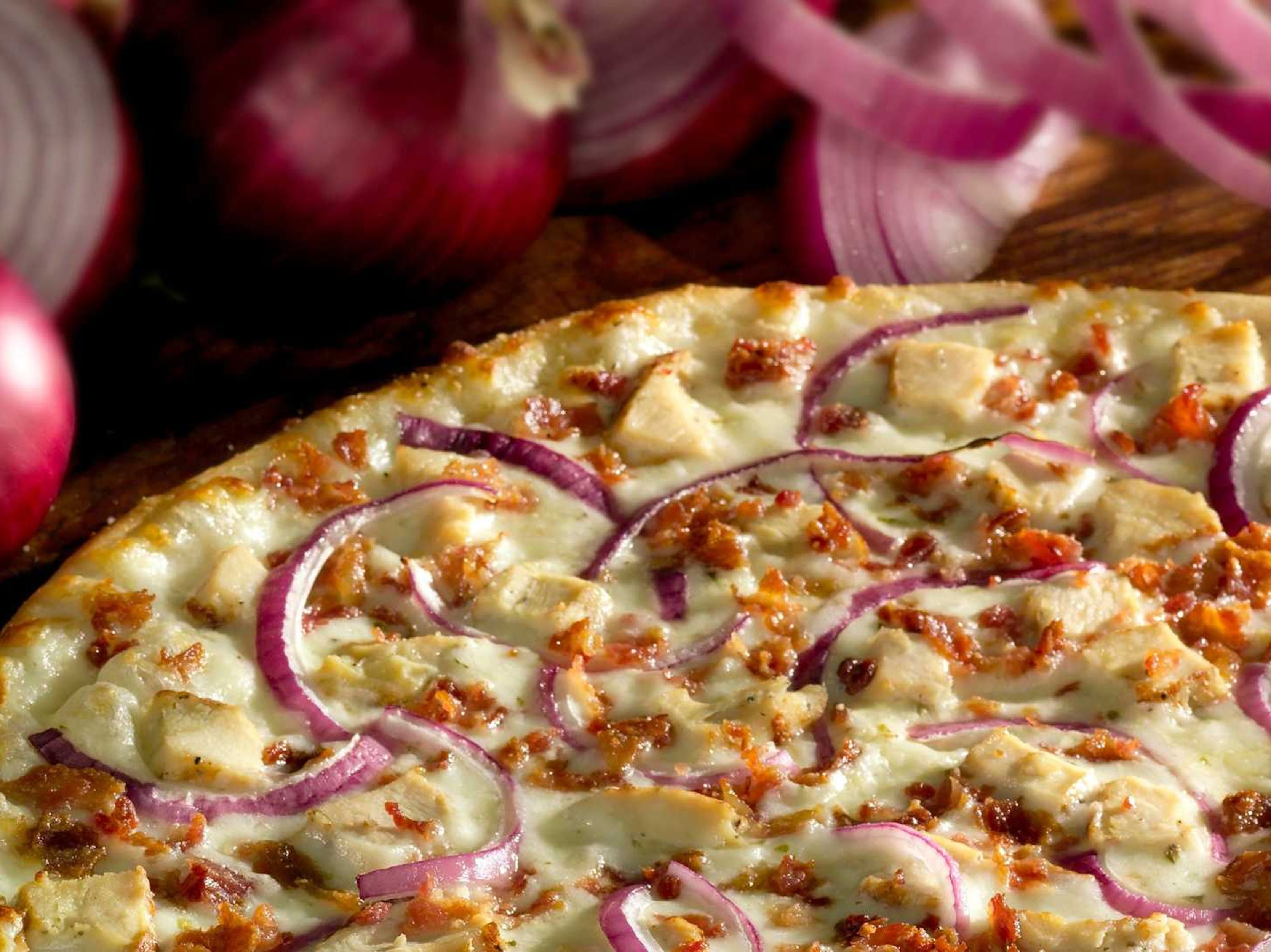 Chicken Alfredo Pizza