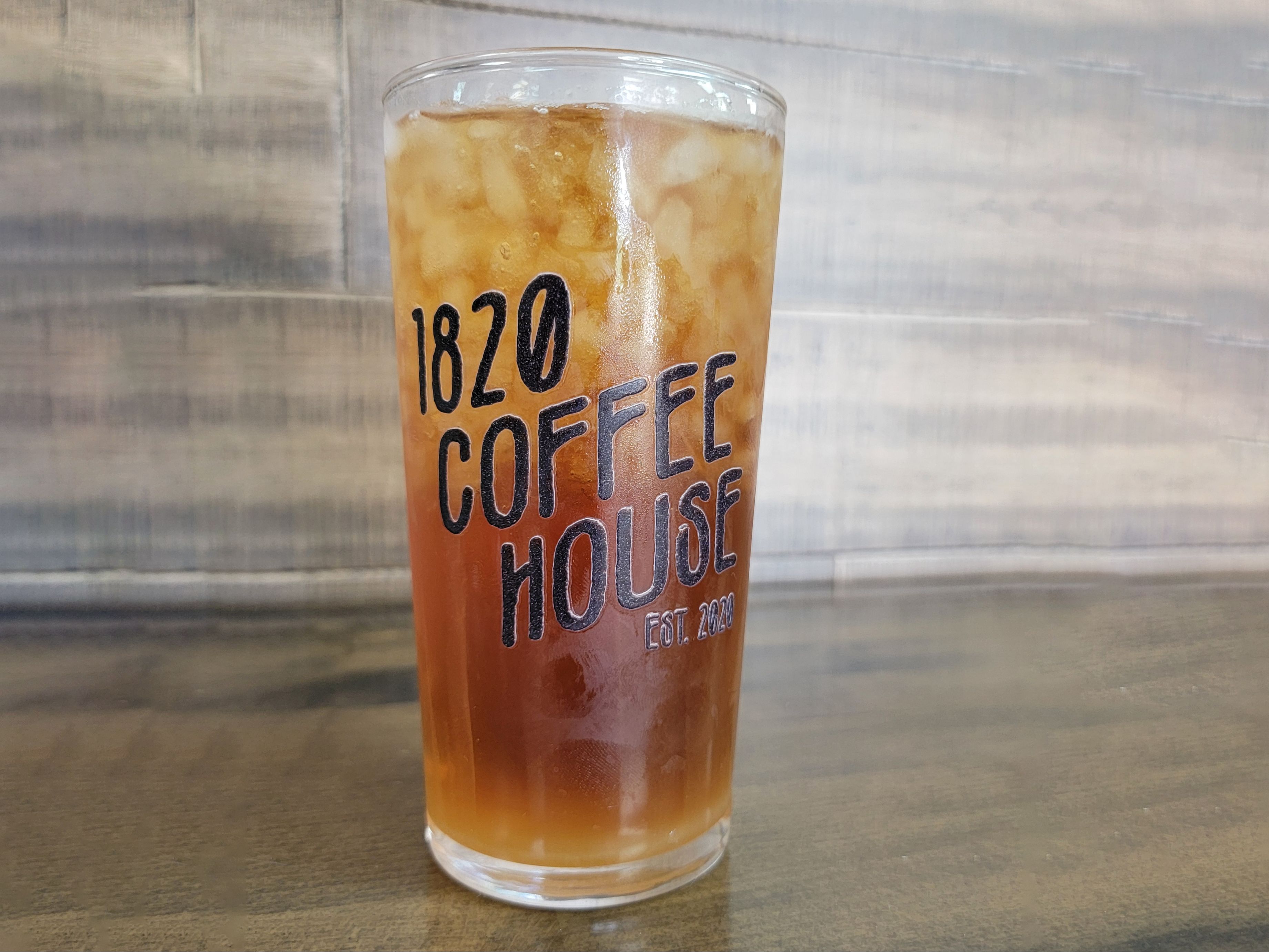 Honey Sweet Tea - 16 Oz.