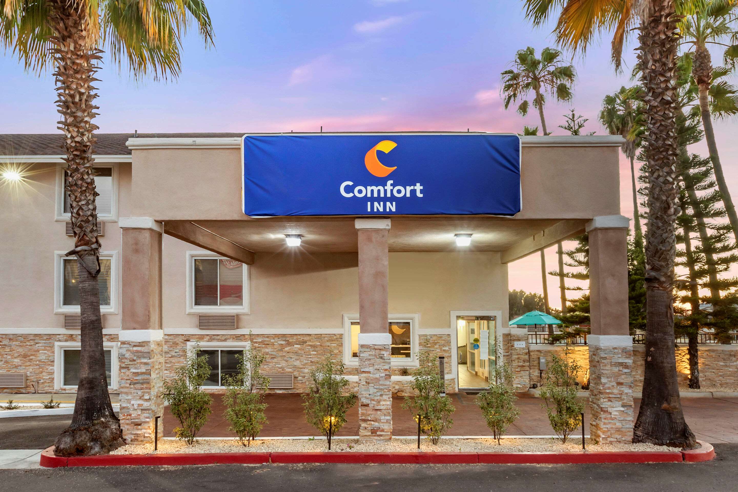 Comfort Inn San Diego Miramar Photo