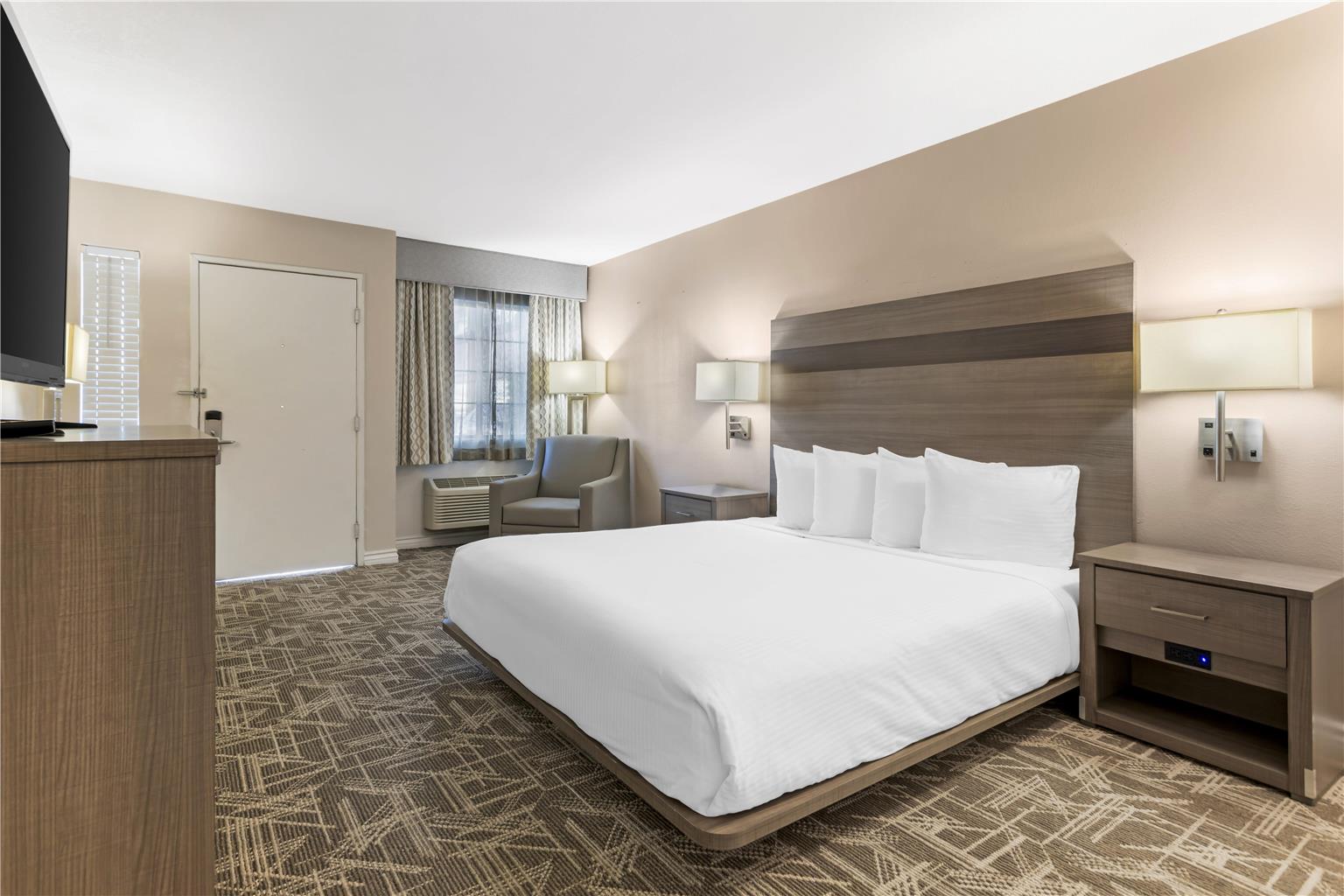 Best Western Kettleman City Inn & Suites Image