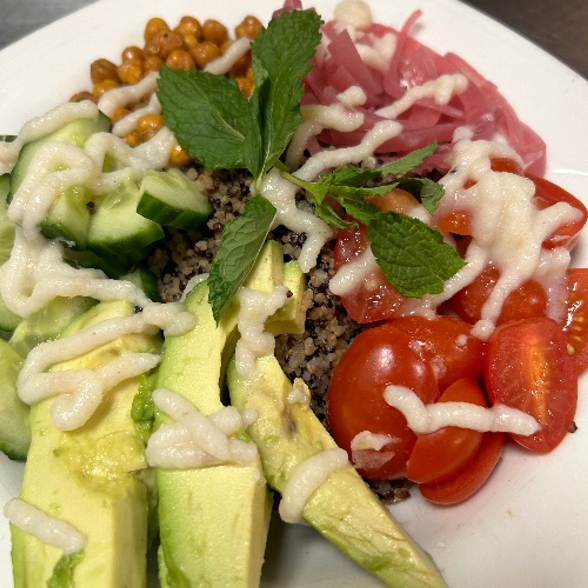 Mediterranean Quinoa Bowl