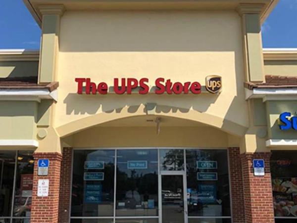 Facade of The UPS Store Fleming Island
