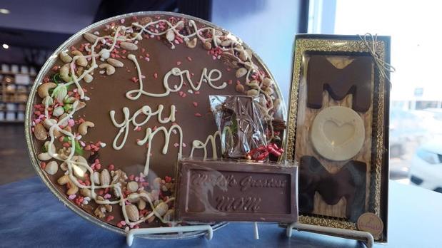 Images The Chocolate Bar