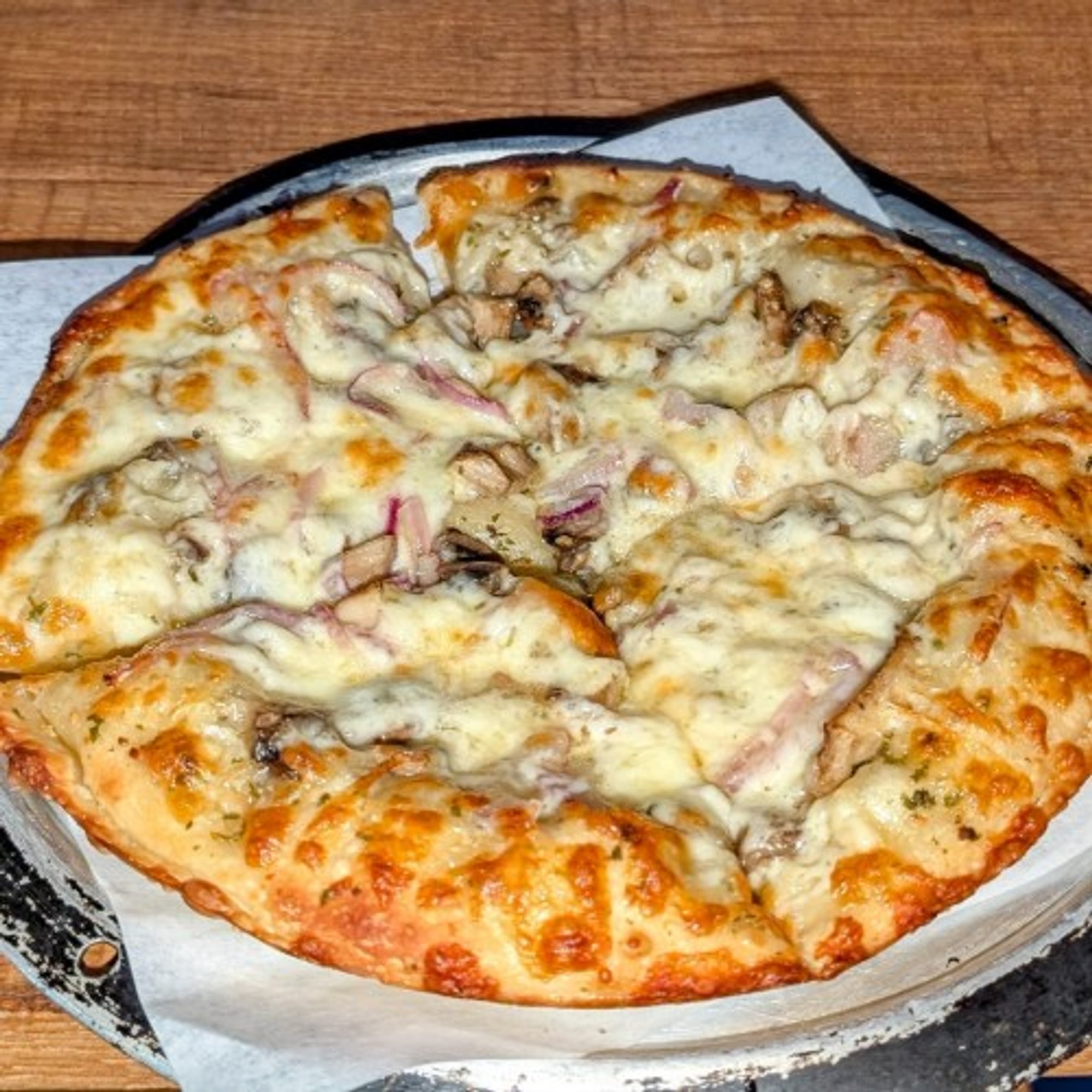 Pizza (Small - 4 Slices)