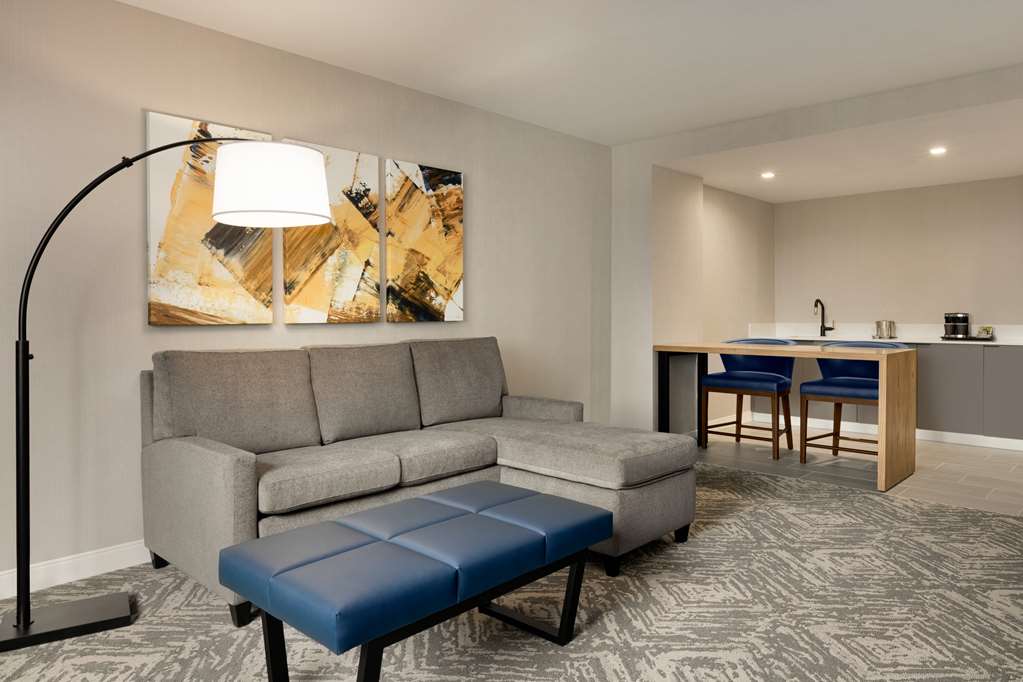 DoubleTree by Hilton Canton Downtown Image