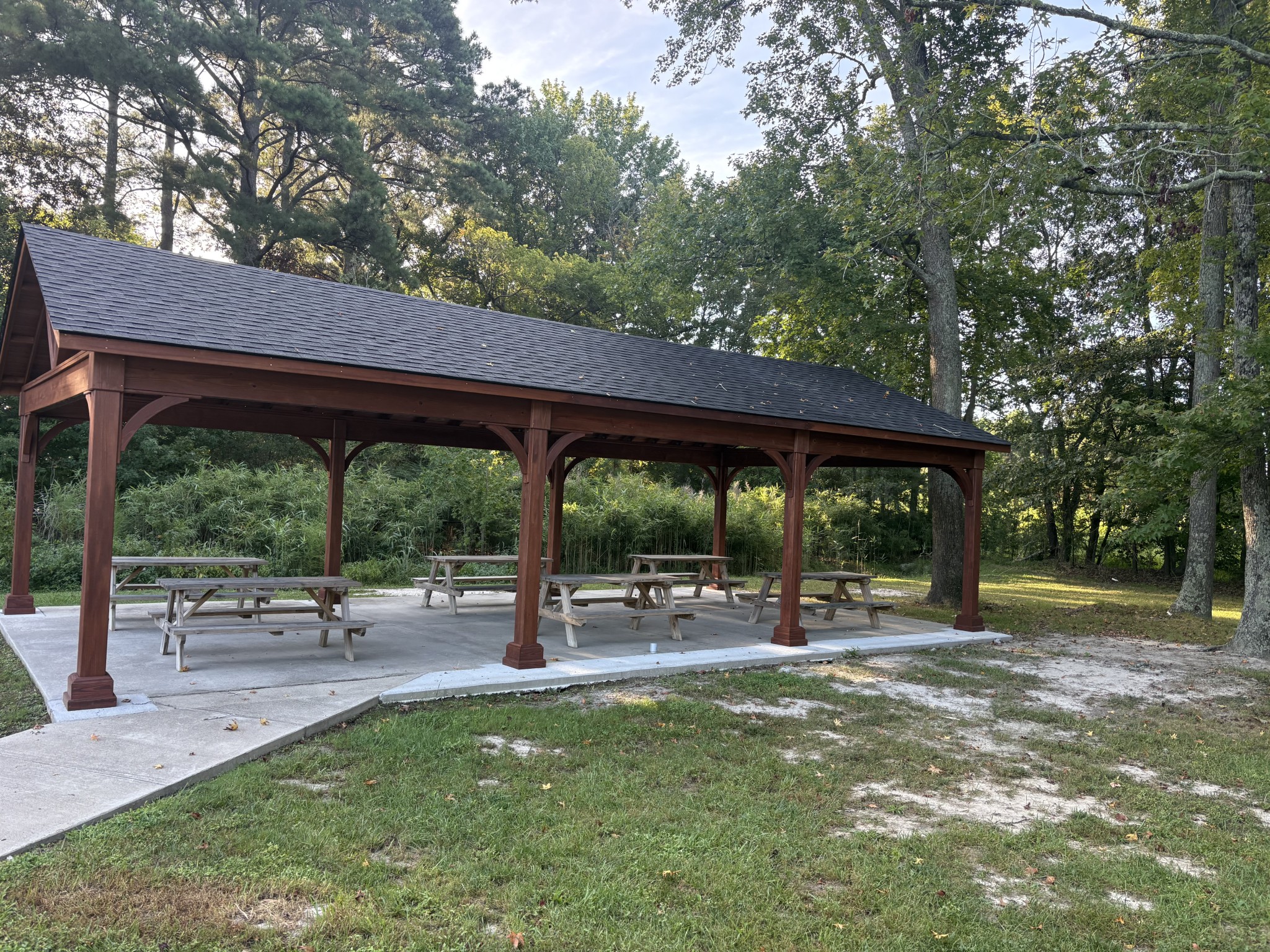 Marlowe’s Outdoor Kitchens and Patios