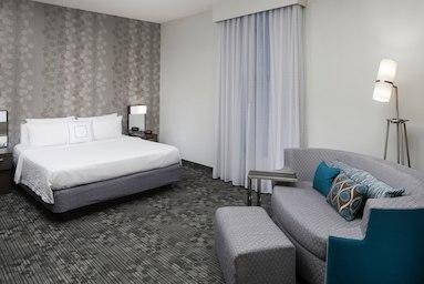 Images Courtyard by Marriott Omaha Downtown/Old Market Area