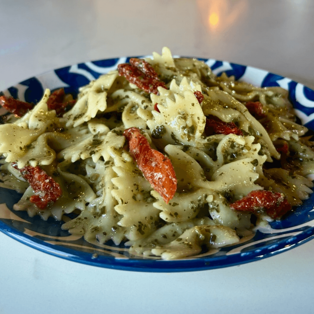BOW TIE BASIL PESTO SALAD BULK - 32oz