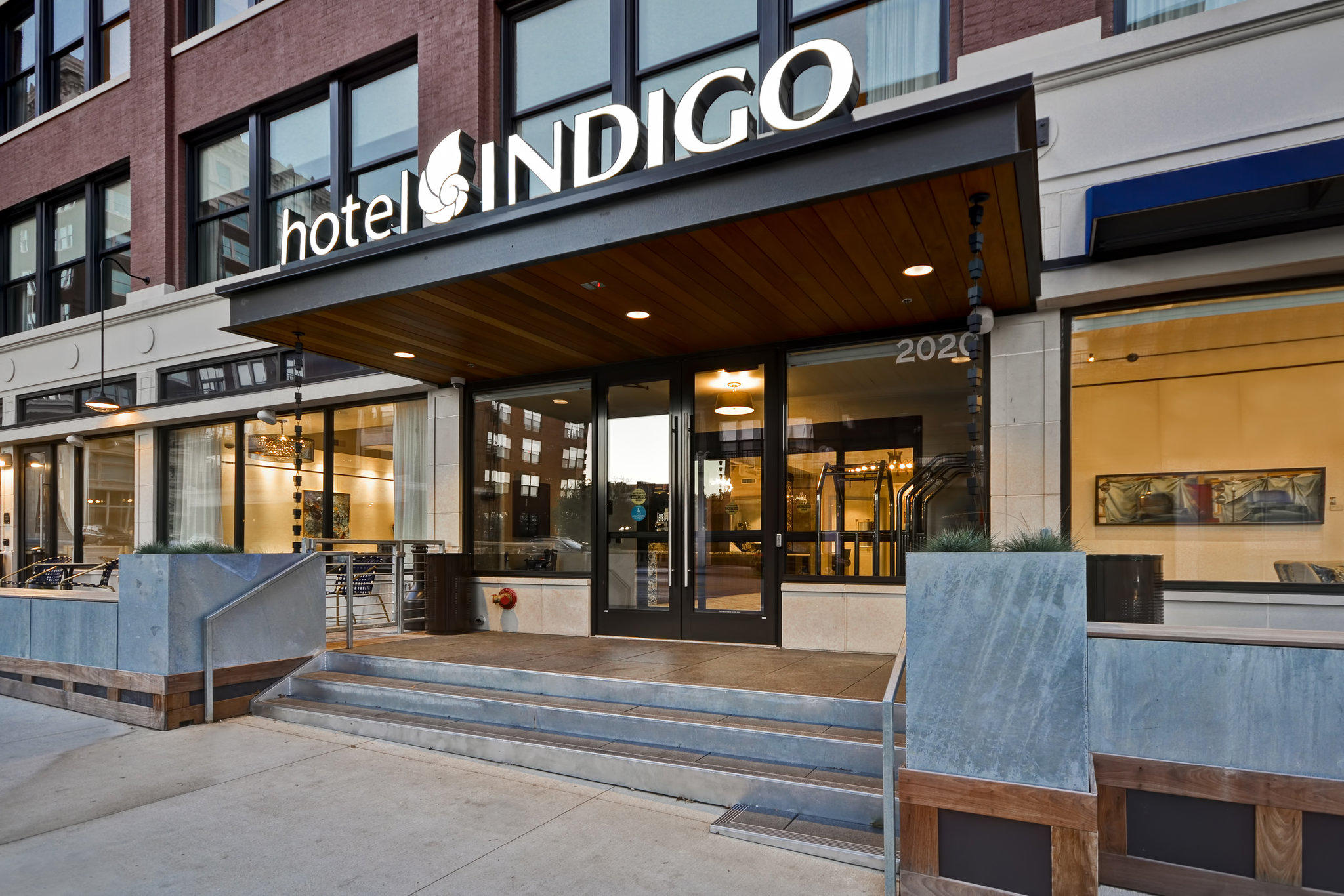 Hotel Indigo Kansas City – the Crossroads Photo