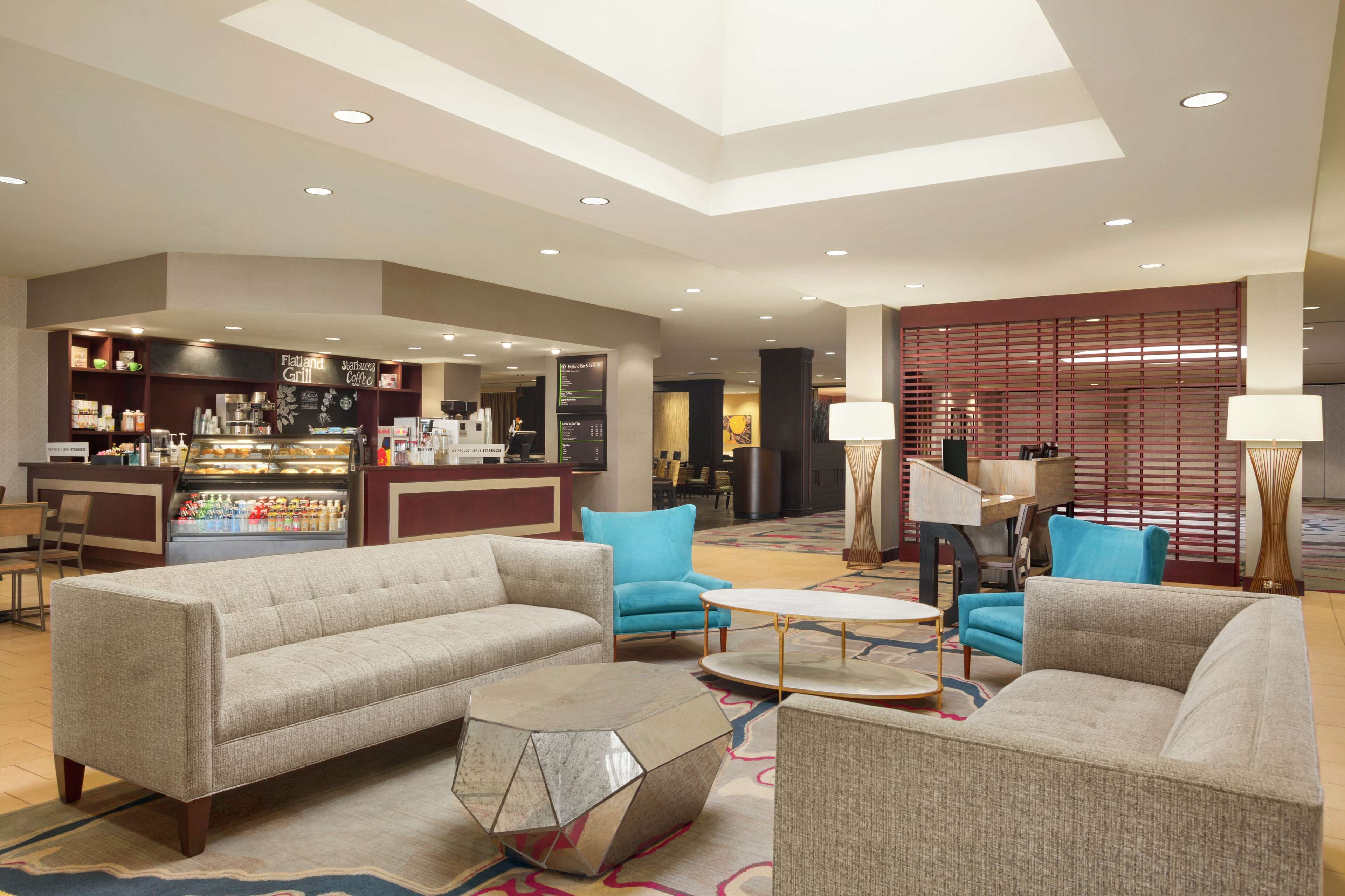 DoubleTree by Hilton Hotel Dallas - DFW Airport North Photo