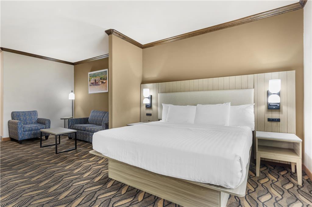 Best Western Red River Inn & Suites Image