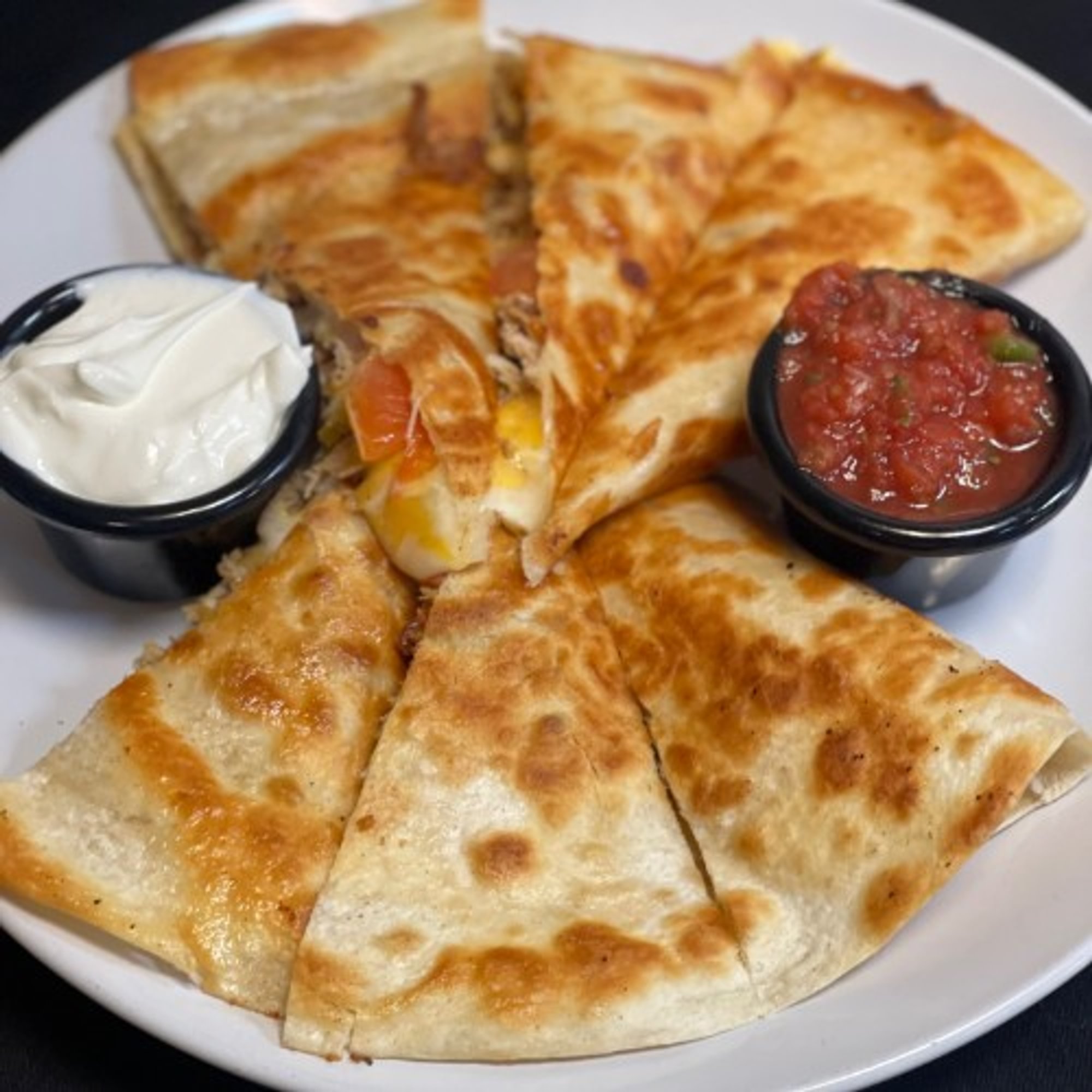Lunch Chicken Quesadilla Plate